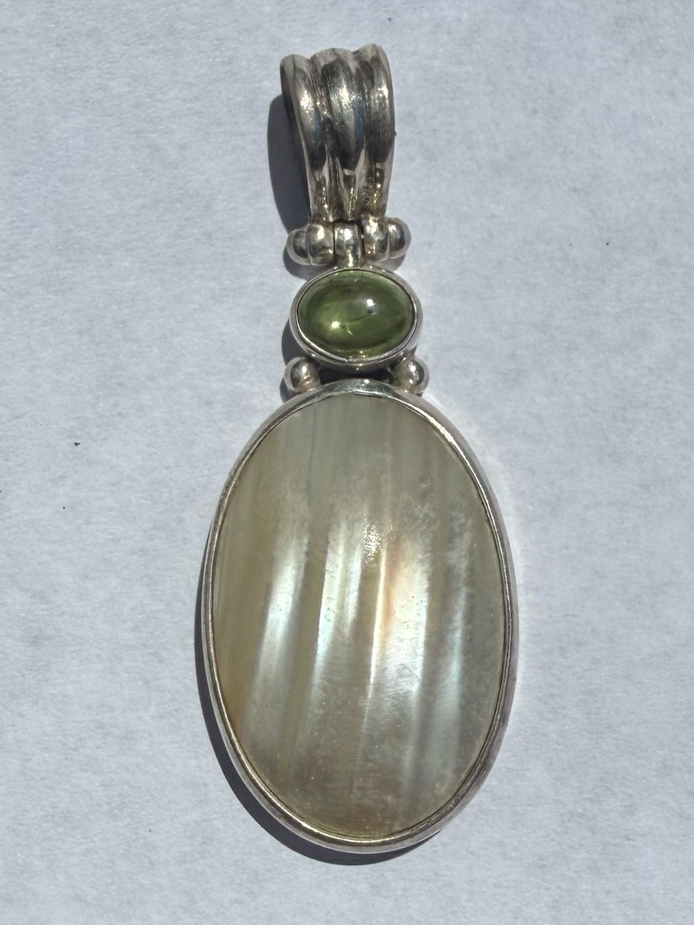 Sterling Silver Mother of Pearl & Peridot Green Stone Pendant